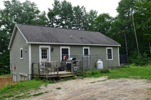 398 Marsh Rd, Sabattus, ME 04280 exterior