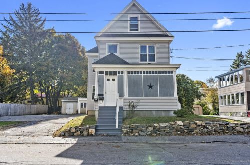 71 Warren Ave, Lewiston, ME 04240 exterior
