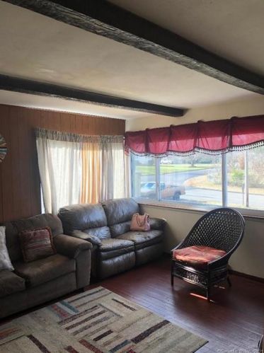 19 Ann St, North-Branford, CT 06471 exterior