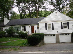 370 Quinobequin Rd, Newton, MA 02468 exterior