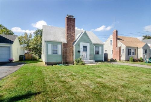 39 Buckland Rd, Hartford, CT 06109 exterior