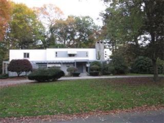 97 Tecumseh Dr, Springfield, MA 01106 exterior