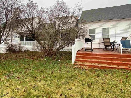 13 Canaan St, Canaan, NH 03741 exterior