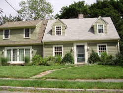 6 Grayson Ln, Newton, MA 02462 exterior