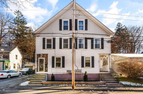 37 Willow St, Bath, ME 04530 exterior
