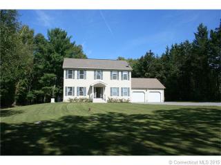 1323 Old Colchester Rd, Chesterfield, CT 06370 exterior