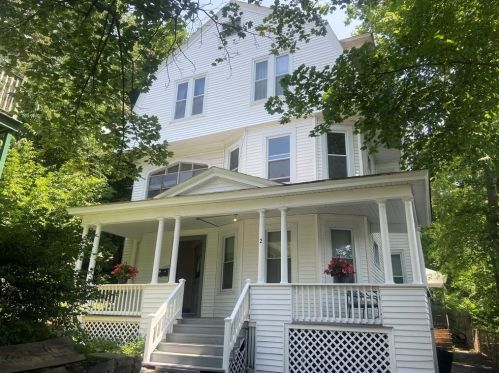 2 Montague St, Worcester, MA 01603 exterior