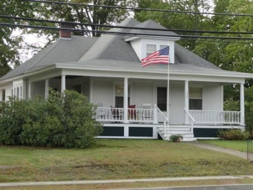 226 Main St, Townsend, MA 01469 exterior