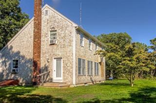38 Old Indian Trl, Edgartown, MA 02539 exterior