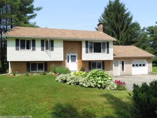 95 South Rd, Readfield, ME 04355 exterior