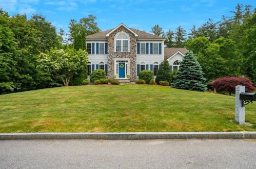 19 Eastgate Rd, Derry, NH 03038 exterior