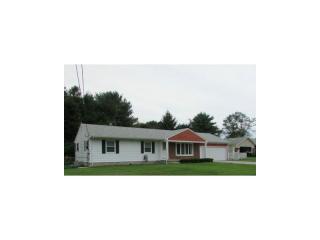 6 Old Tavern Ln, Smithfield, RI 02828 exterior