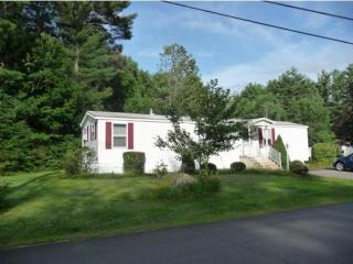 2 Hemlock Rd, Tilton, NH 03276 exterior