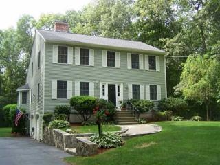 9 Buckboard Dr, Cumberland, RI 02864 exterior