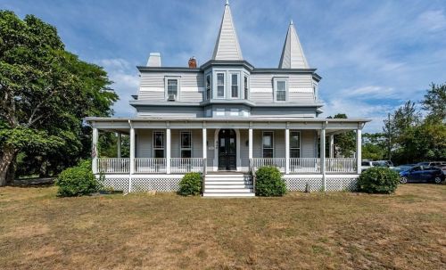 520 Main St, Dennis, MA 02638 exterior