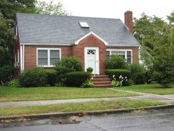 27 Barbara Rd, Newton, MA 02465 exterior