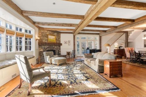 10 Red Coat Rd, Westport, CT 06880 exterior