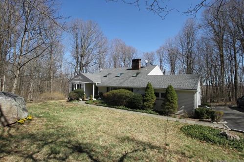 49 Rivergate Dr, Wilton, CT 06897 exterior