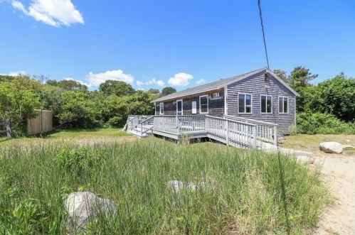 15 Seaview Dr, Plymouth, MA 02360 exterior