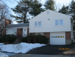 20 Wendell Rd, Newton, MA 02459 exterior