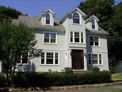 14 Vincent St, Newton, MA 02465 exterior