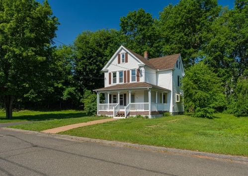 68 Hillman St, Chicopee, MA 01020 exterior