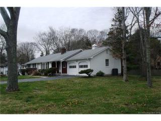 60 Colony Rd, Groton, CT 06340 exterior