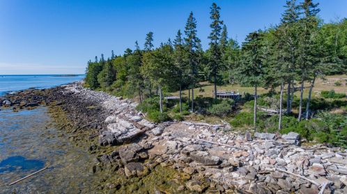 372 Seguinland Rd, Georgetown, ME 04548 exterior