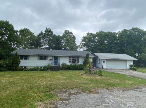 2371 Union St, Bangor, ME 04401 exterior