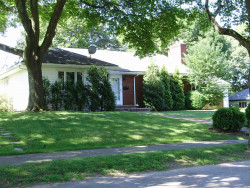 92 Littlefield Rd, Newton, MA 02459 exterior