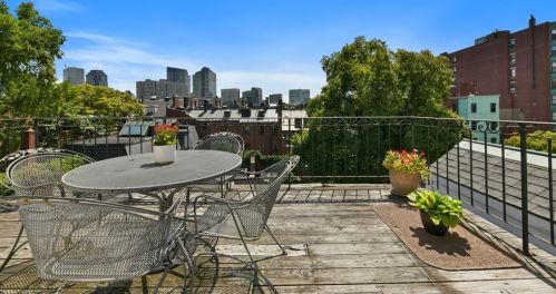 18 Chestnut St, Boston, MA 02108 exterior