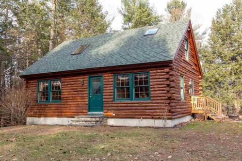 71 Pulpit Rock Rd, Chester, NH 03036 exterior