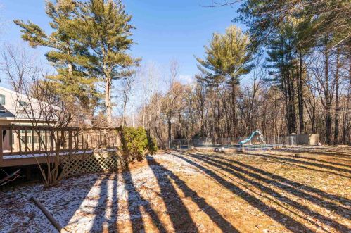 124 Haverhill Rd, Salem, NH 03079 exterior