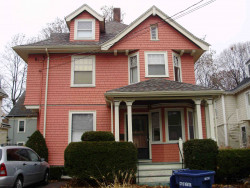 8 Hollis St, Newton, MA 02458 exterior