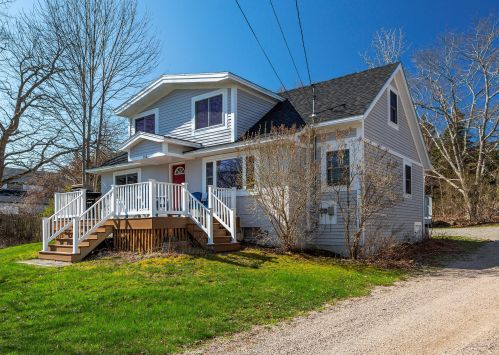 196 Seawall Rd, Southwest Harbor, ME 04679 exterior