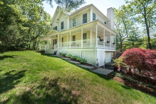 19 Kentucky Ave, Woburn, MA 01801 exterior