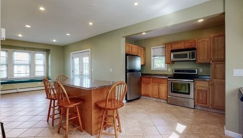59 Francis St, Worcester, MA 01606 exterior