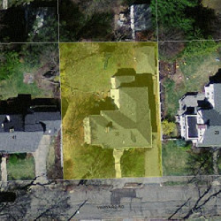 35 Vineyard Rd, Newton, MA 02459 aerial view