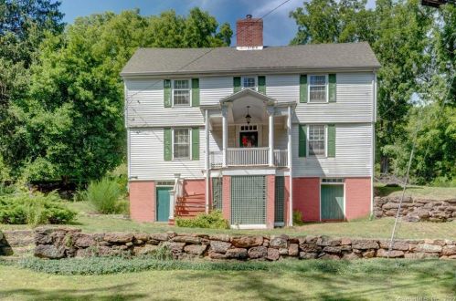 779 Millbrook Rd, Middletown, CT 06457 exterior