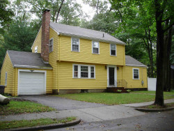20 York Rd, Newton, MA 02468 exterior