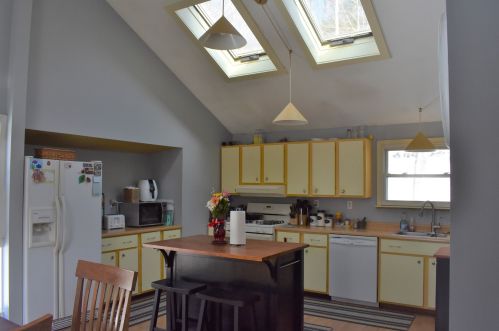186 Birch Dr, Rindge, NH 03461 exterior