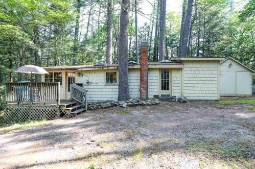 24 Massasecum Ave, Bradford, NH 03221 exterior