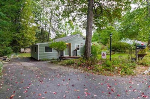 13 Aruda Rd, Sandown, NH 03873 exterior