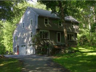 62 Bloody Brook Rd, Hampstead, NH 03841 exterior