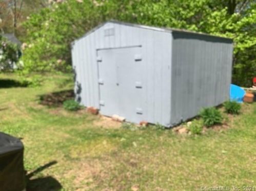 19 Cardinal Rd, Colchester, CT 06415 exterior