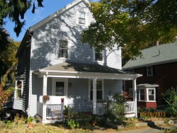 143 Rowe St, Newton, MA 02466 exterior