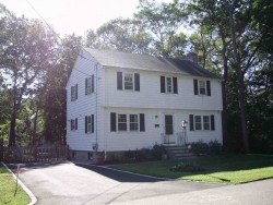 12 Acorn Dr, Newton, MA 02466 exterior