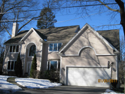 35 Voss Ter, Newton, MA 02459 exterior