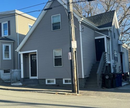 5 Cleveland St, Salem, MA 01970 exterior