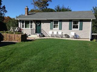 48 Meadow Sweet Trl, South-Kingstown, RI 02874 exterior